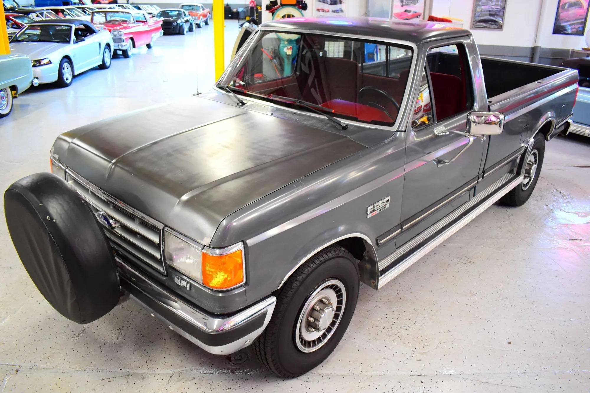 67k-Mile 1987 Ford F-250 XLT Lariat