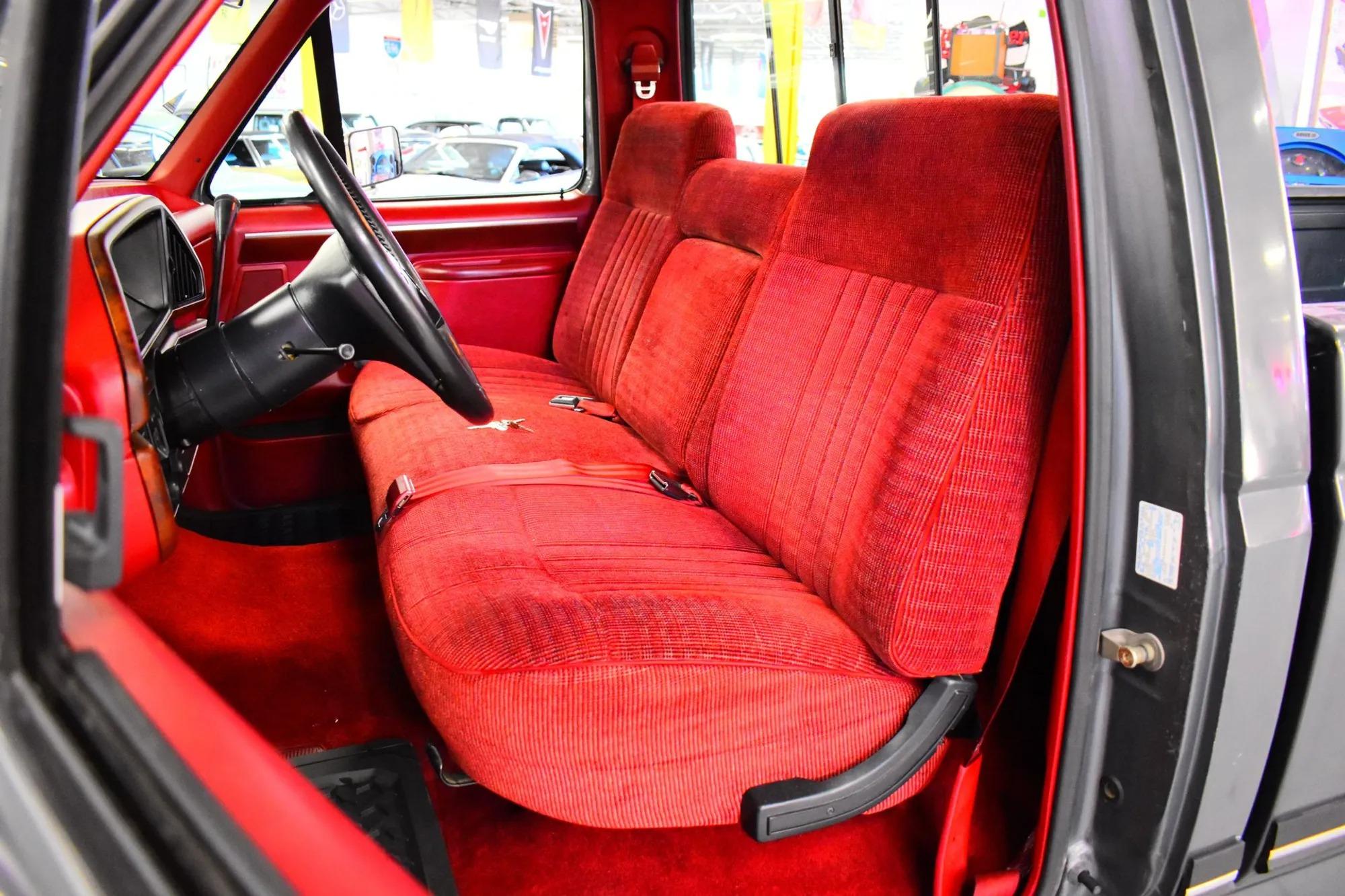 67k-Mile 1987 Ford F-250 XLT Lariat