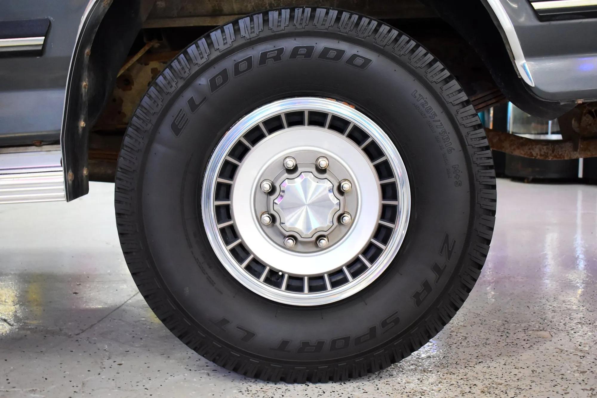 67k-Mile 1987 Ford F-250 XLT Lariat