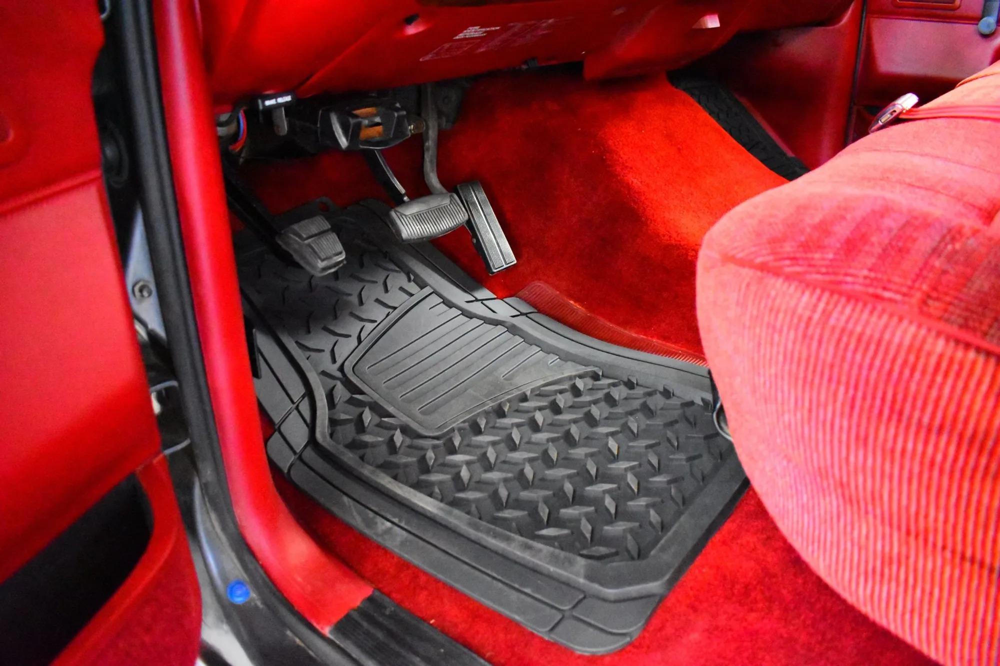 67k-Mile 1987 Ford F-250 XLT Lariat