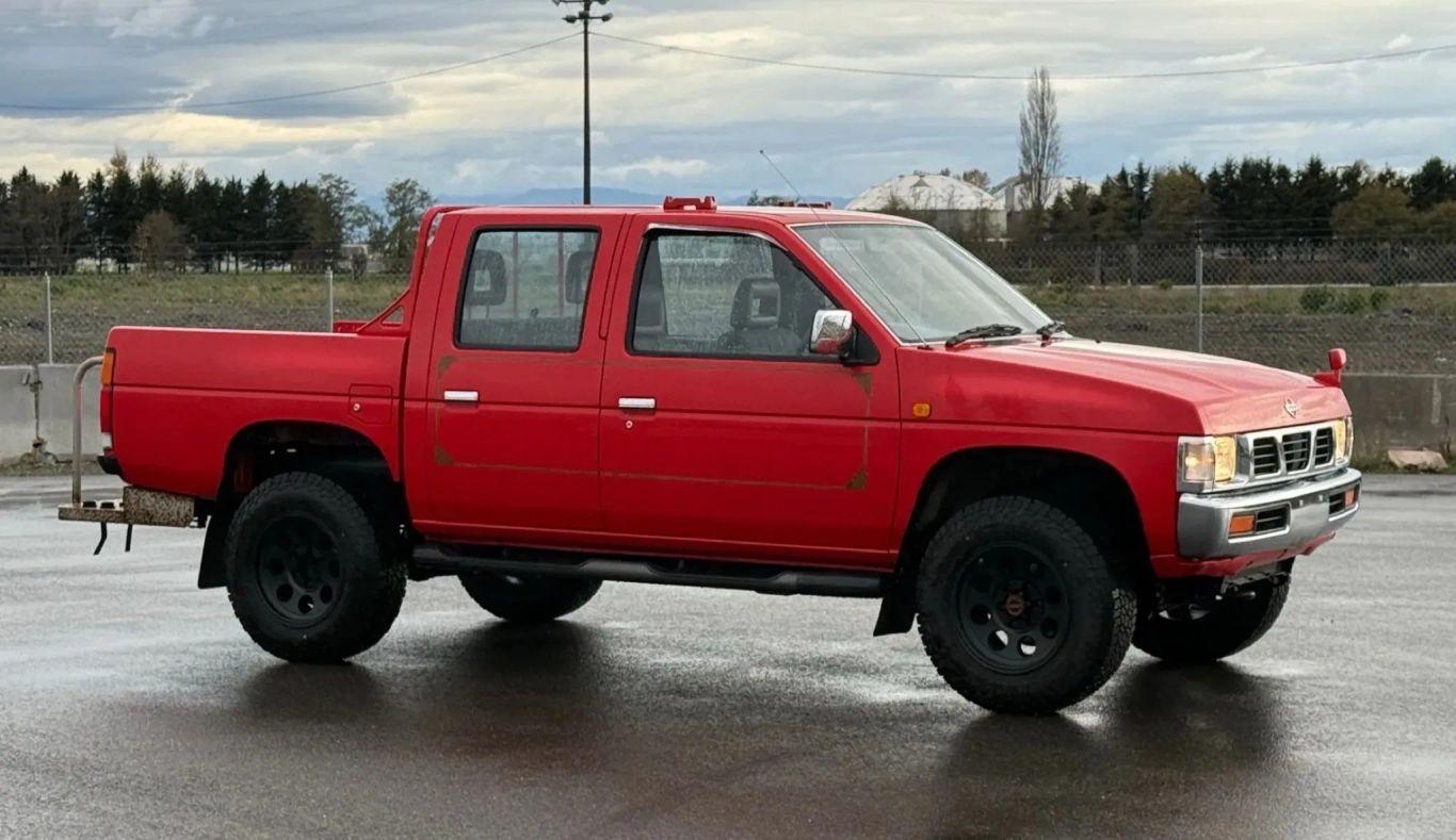 1995 Nissan Hardbody Firetruck