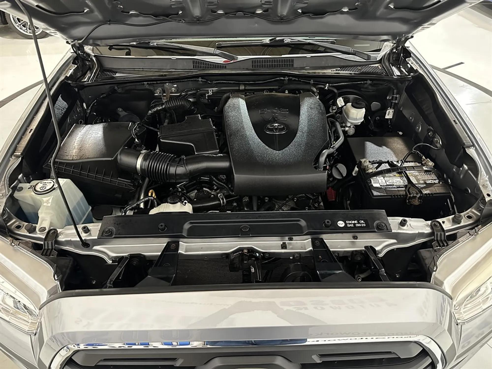 2018 Toyota Tacoma SR5