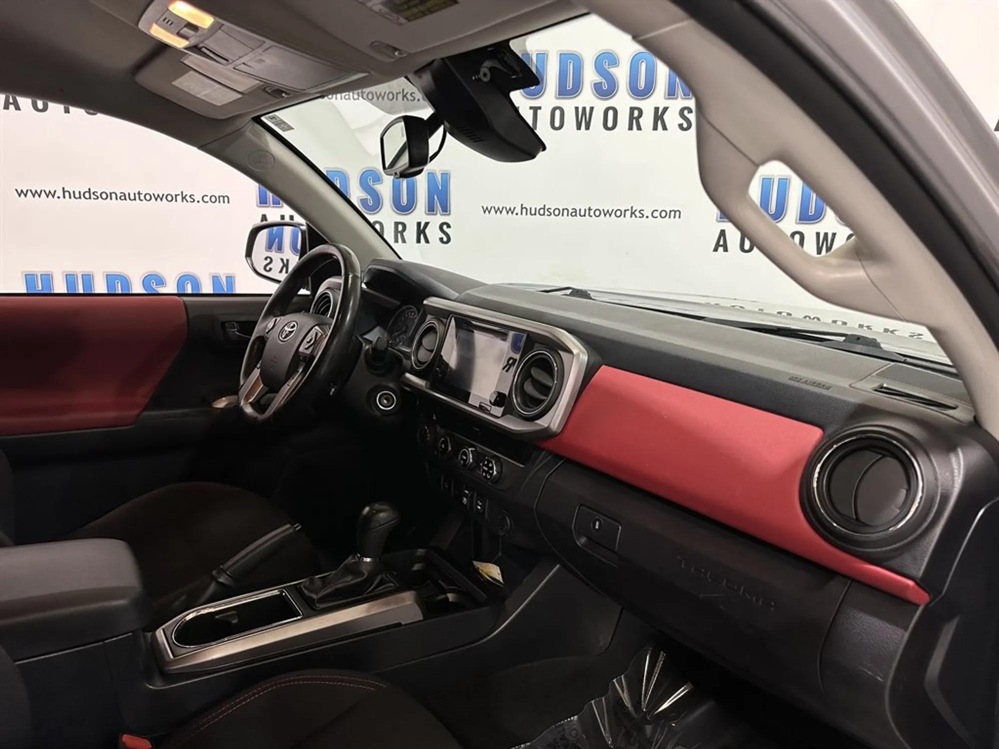 2018 Toyota Tacoma SR5