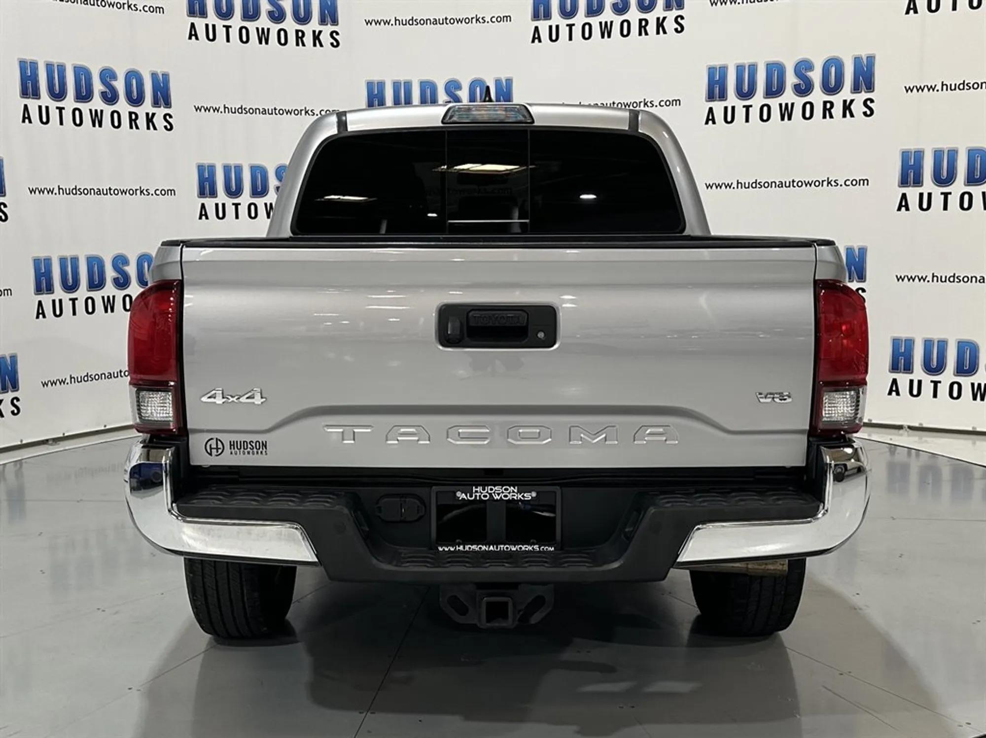 2018 Toyota Tacoma SR5 - 4