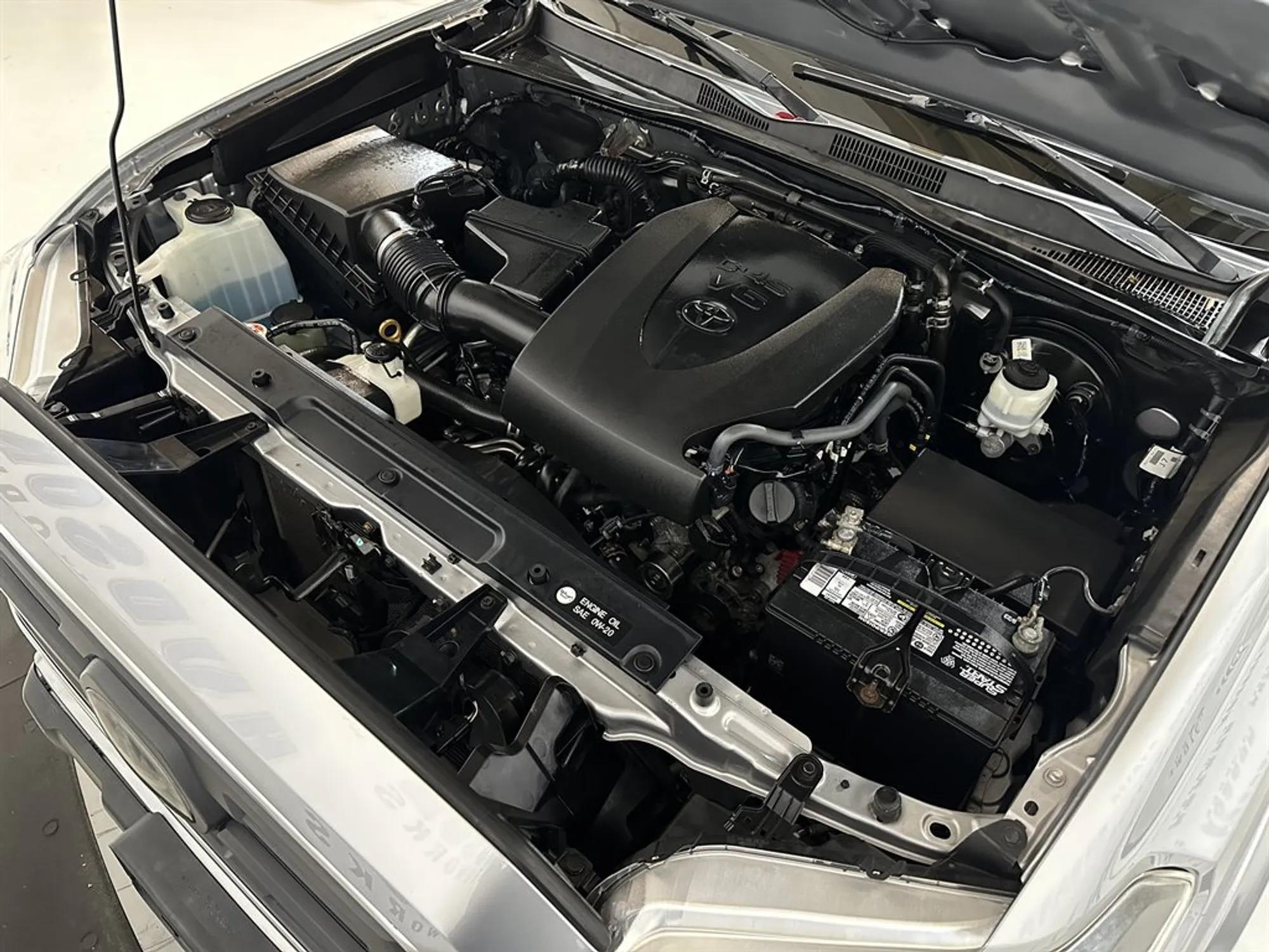 2018 Toyota Tacoma SR5