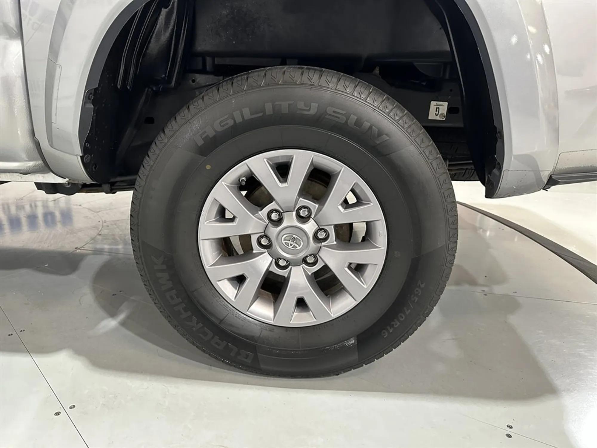 2018 Toyota Tacoma SR5