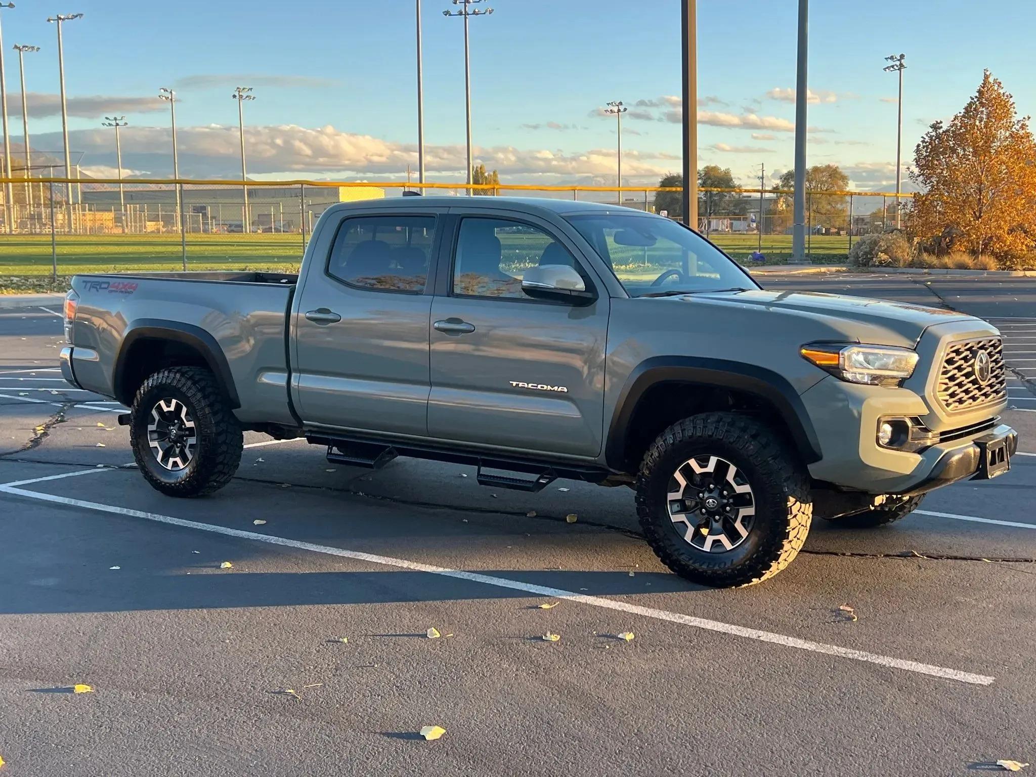 2023 Toyota Tacoma TRD Off-Road - 4