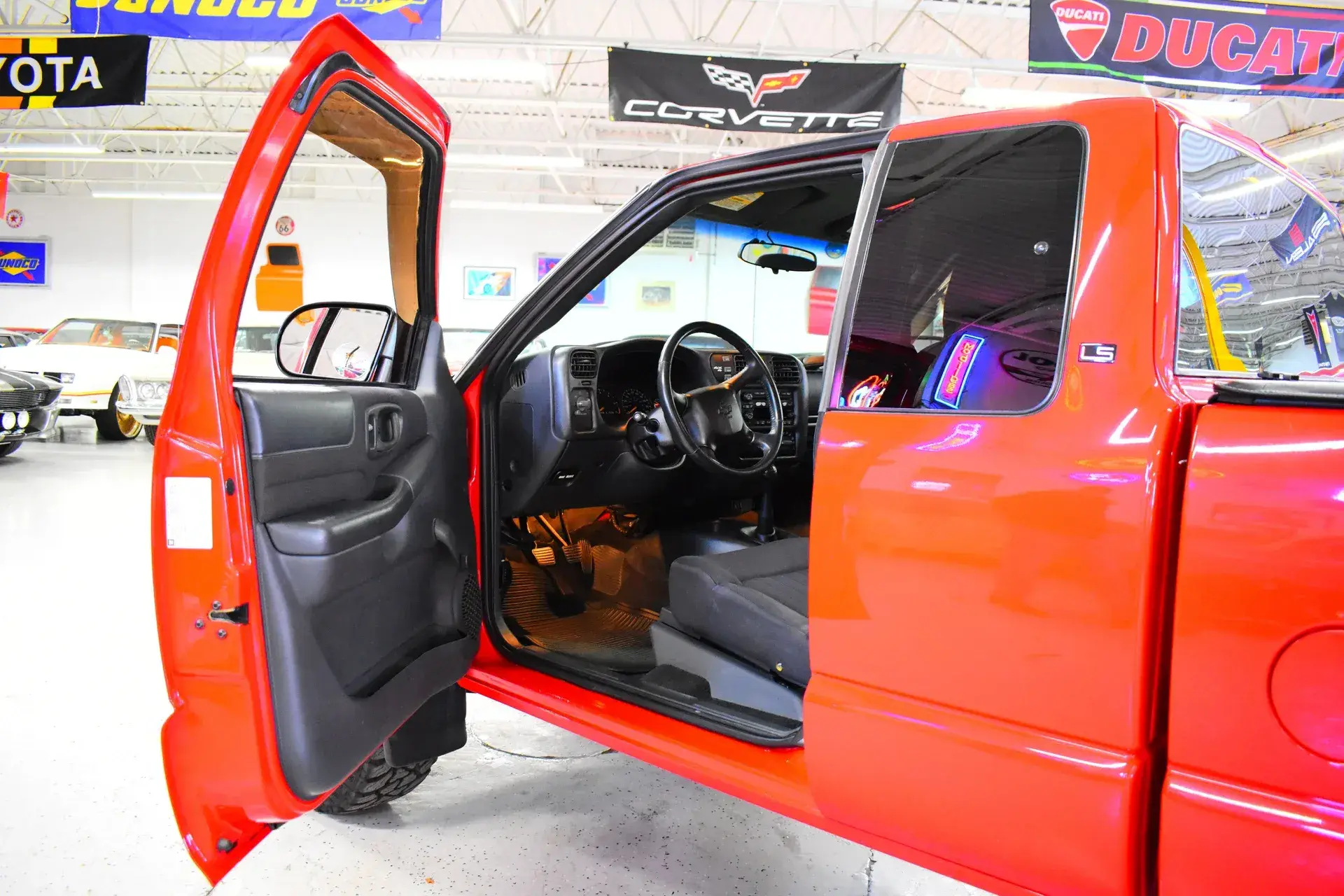 2003 Chevrolet S-10 ZR2