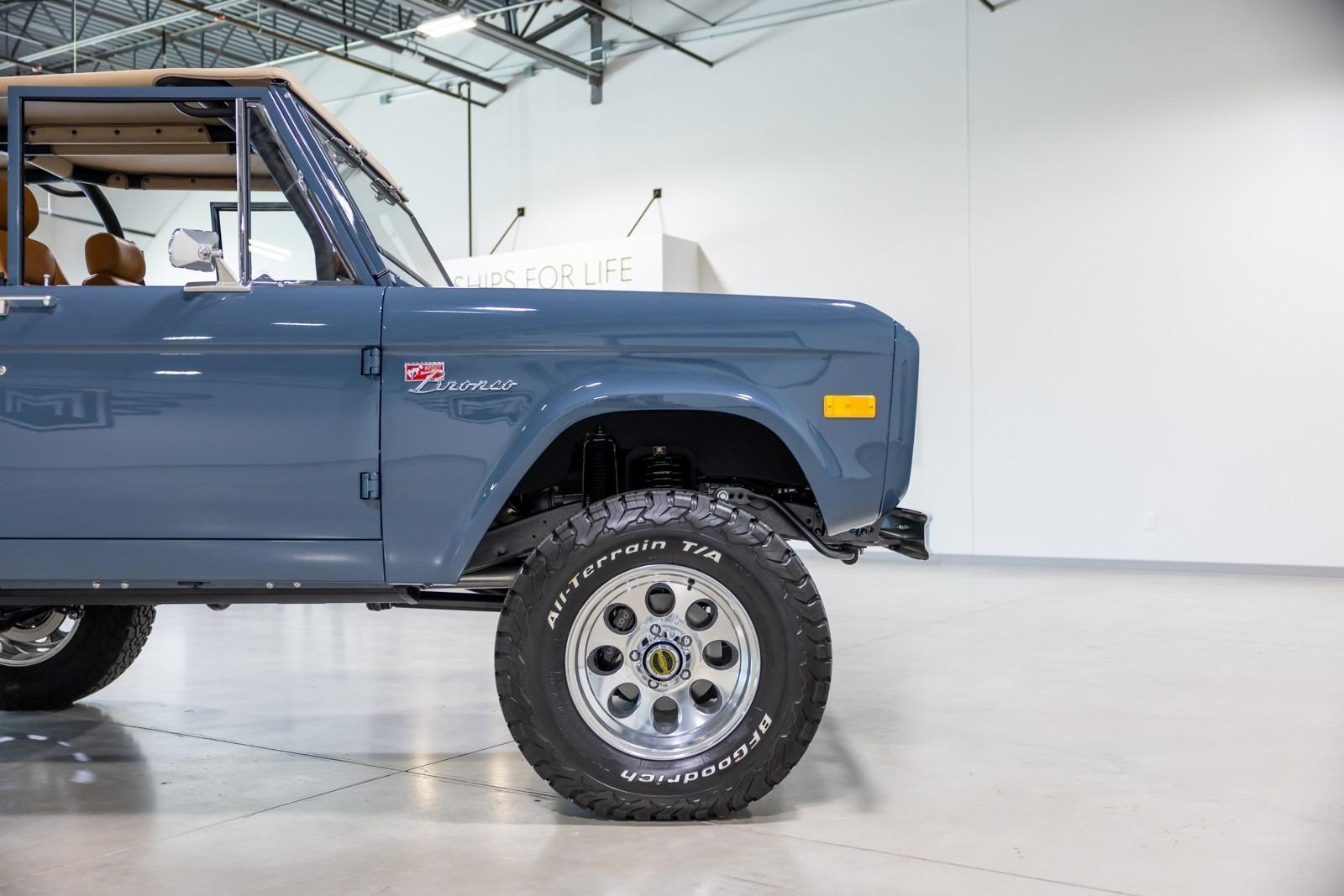 1975 Ford Bronco - 2