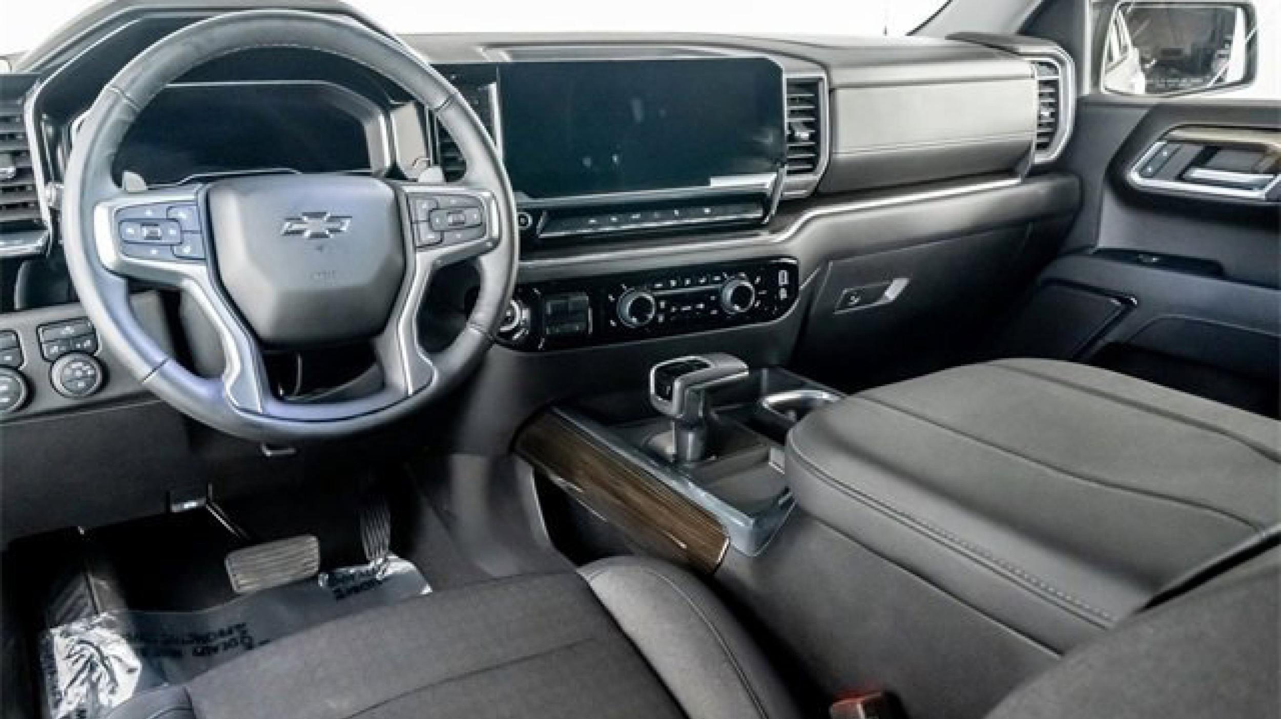 2024 Chevrolet Silverado RST - 2