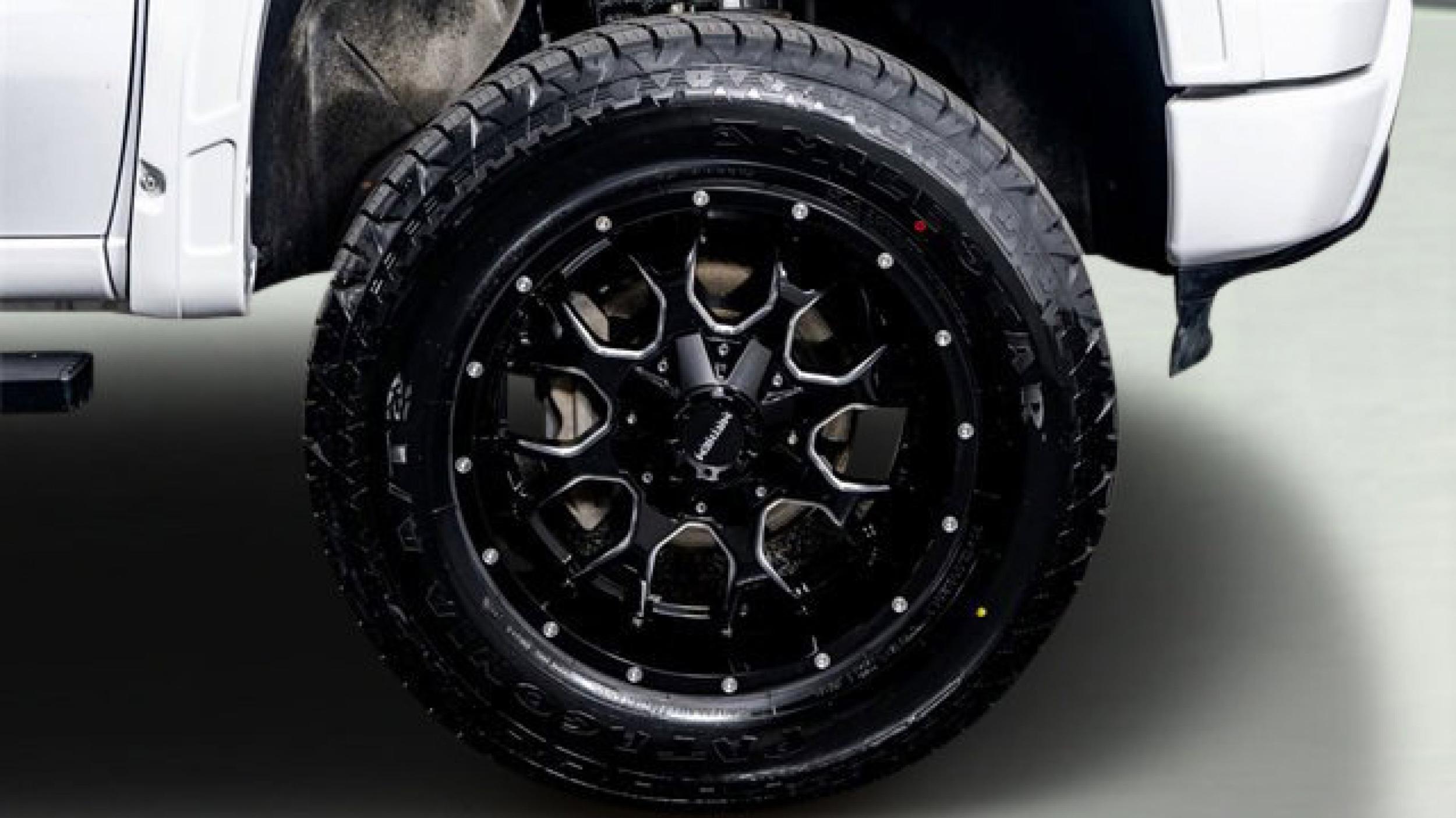 2024 Chevrolet Silverado RST