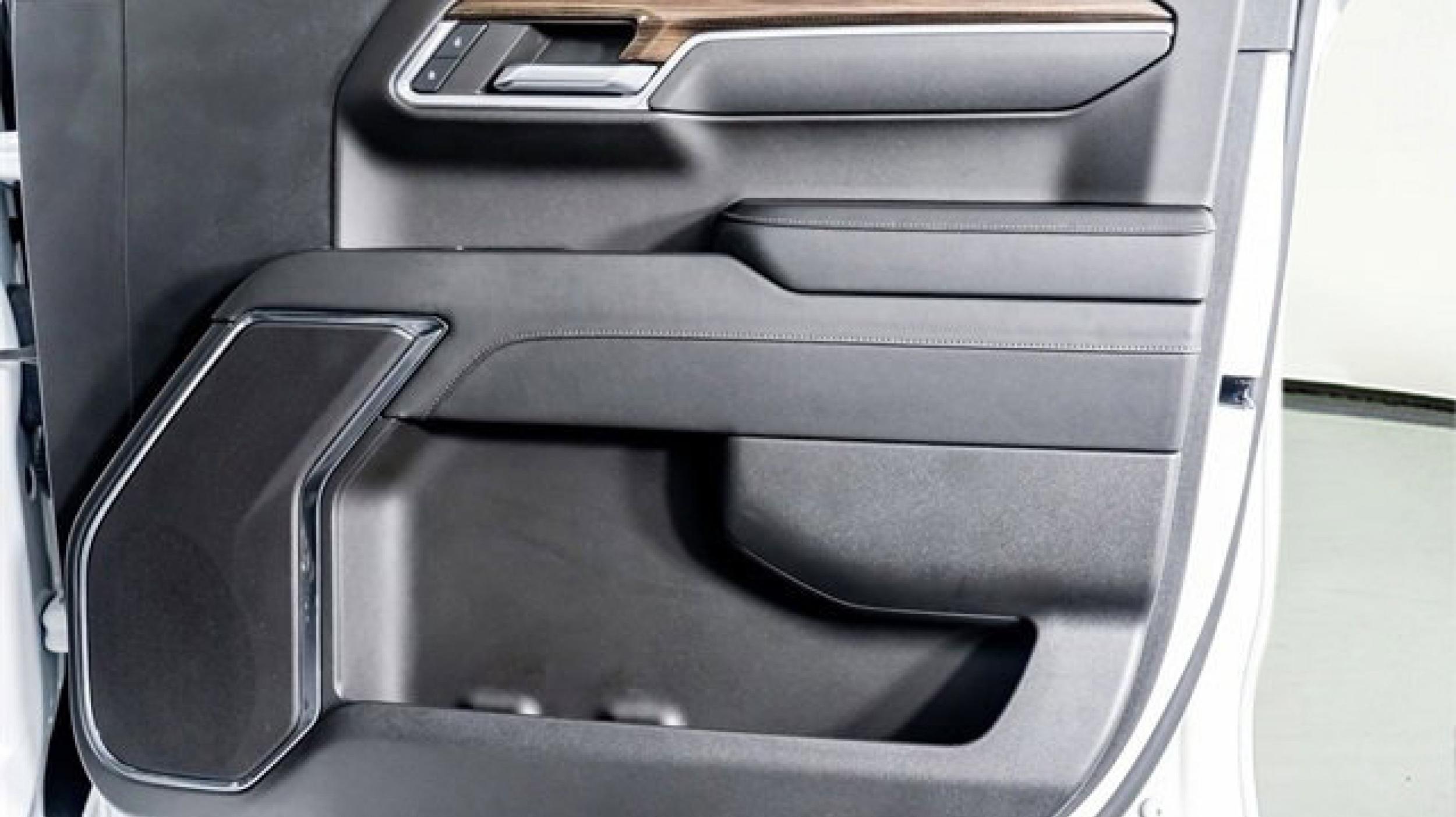 2024 Chevrolet Silverado RST