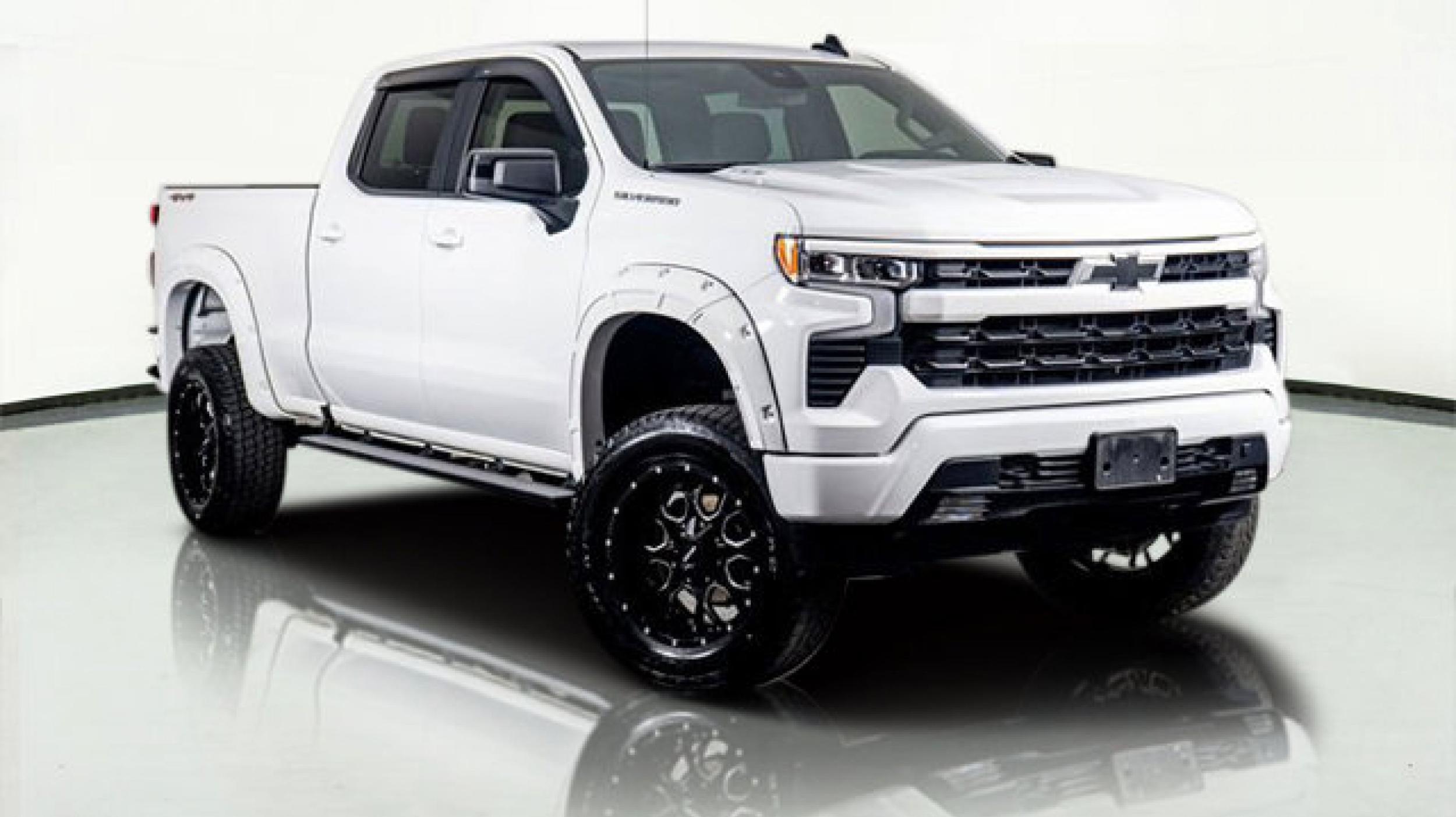 2024 Chevrolet Silverado RST - 5