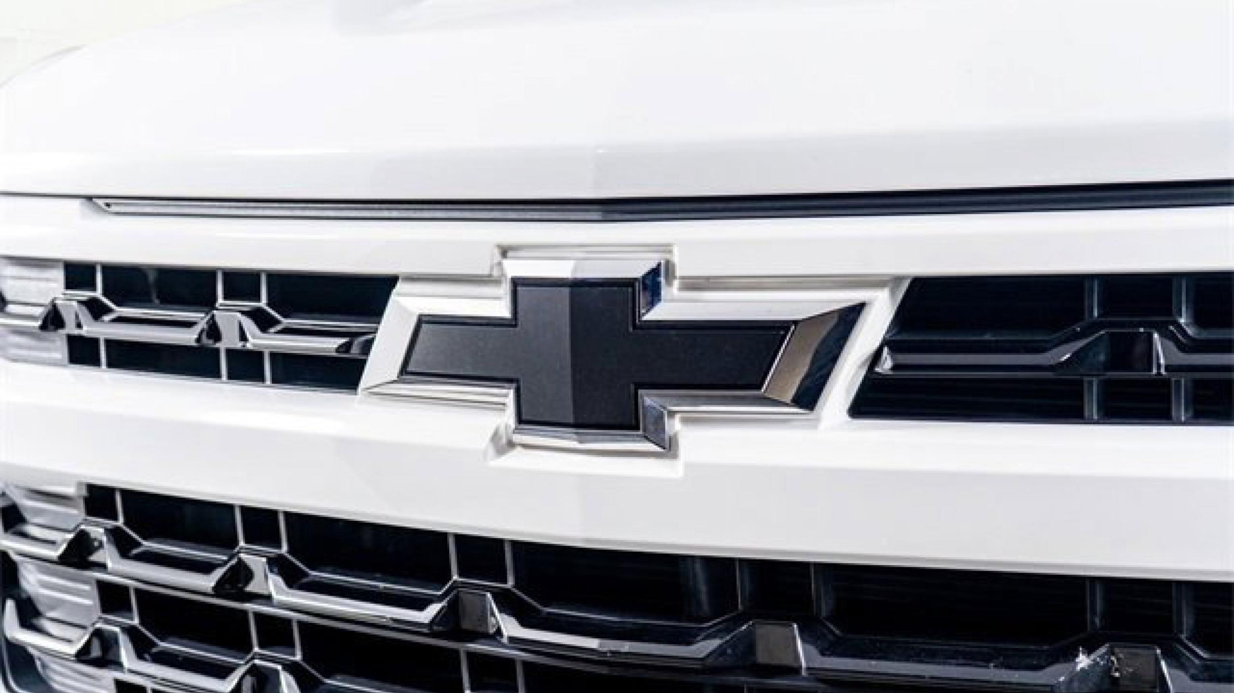 2024 Chevrolet Silverado RST