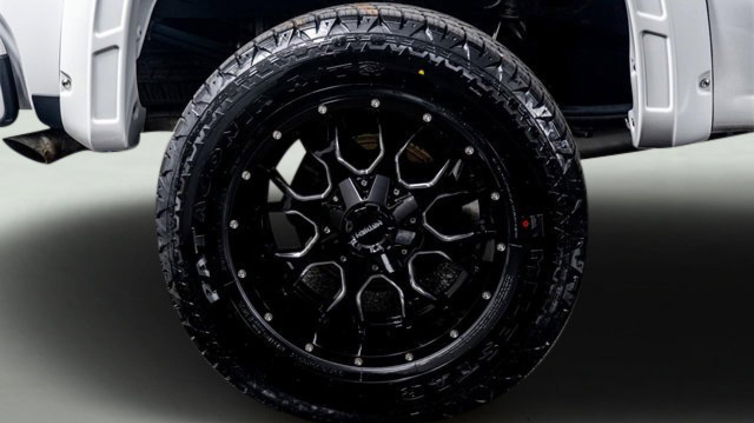 2024 Chevrolet Silverado RST