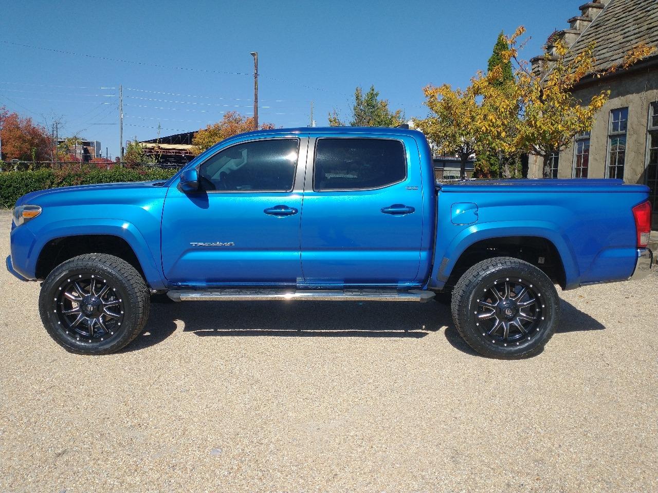 2017 Toyota Tacoma SR5