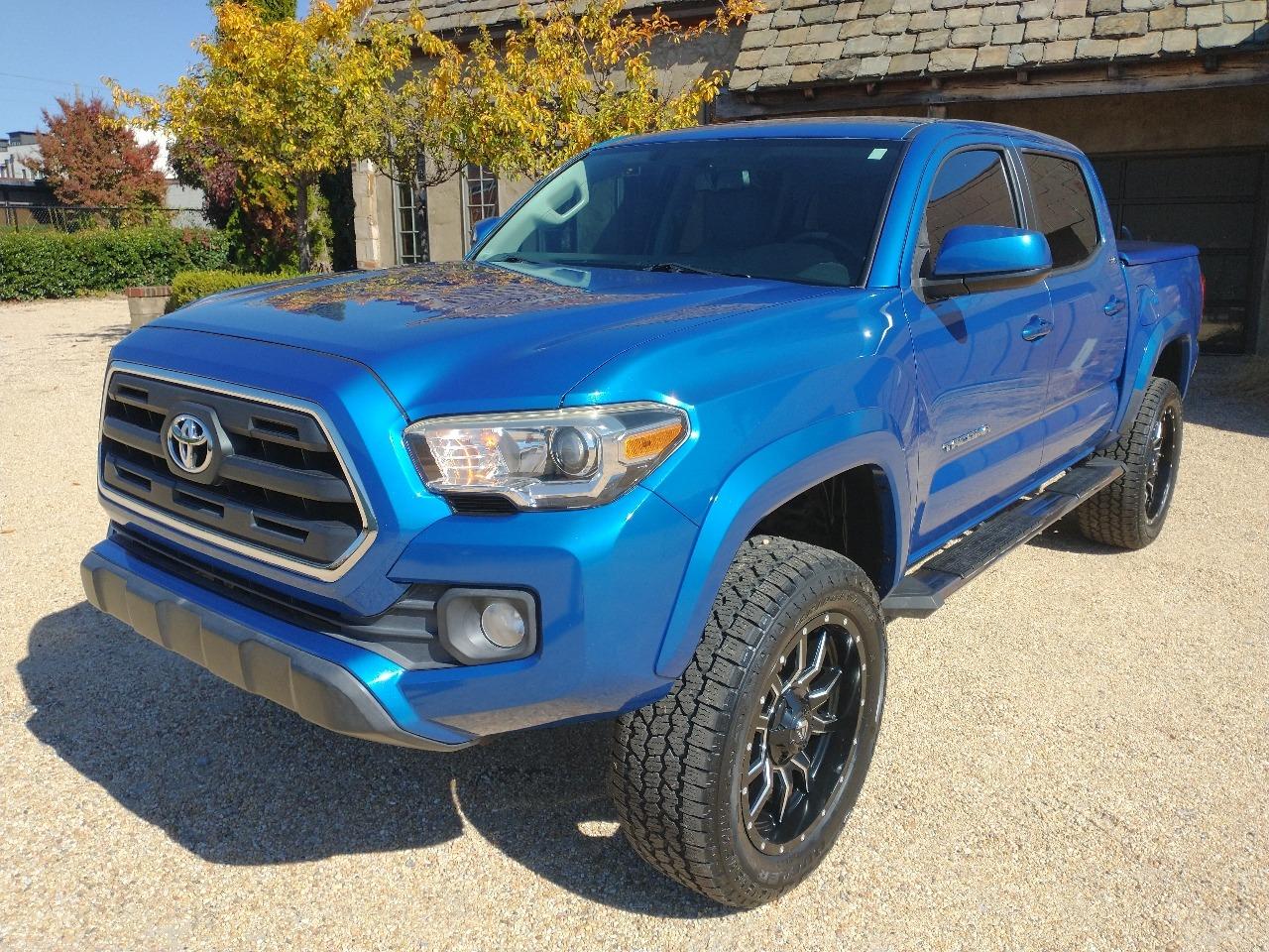 2017 Toyota Tacoma SR5