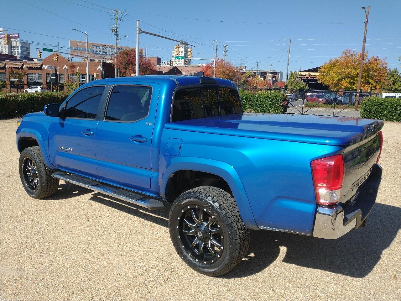 2017 Toyota Tacoma SR5