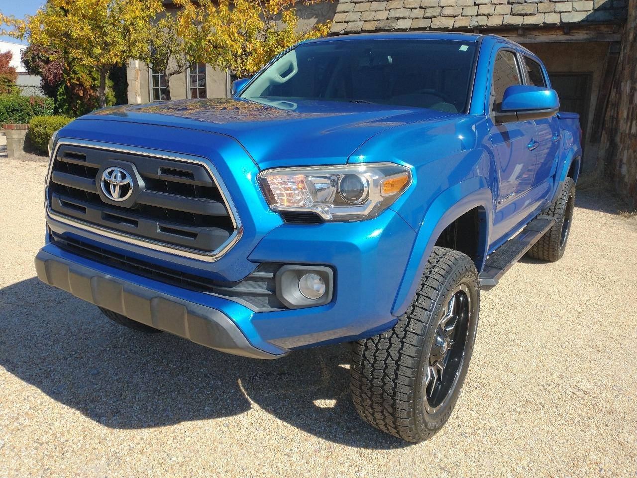 2017 Toyota Tacoma SR5