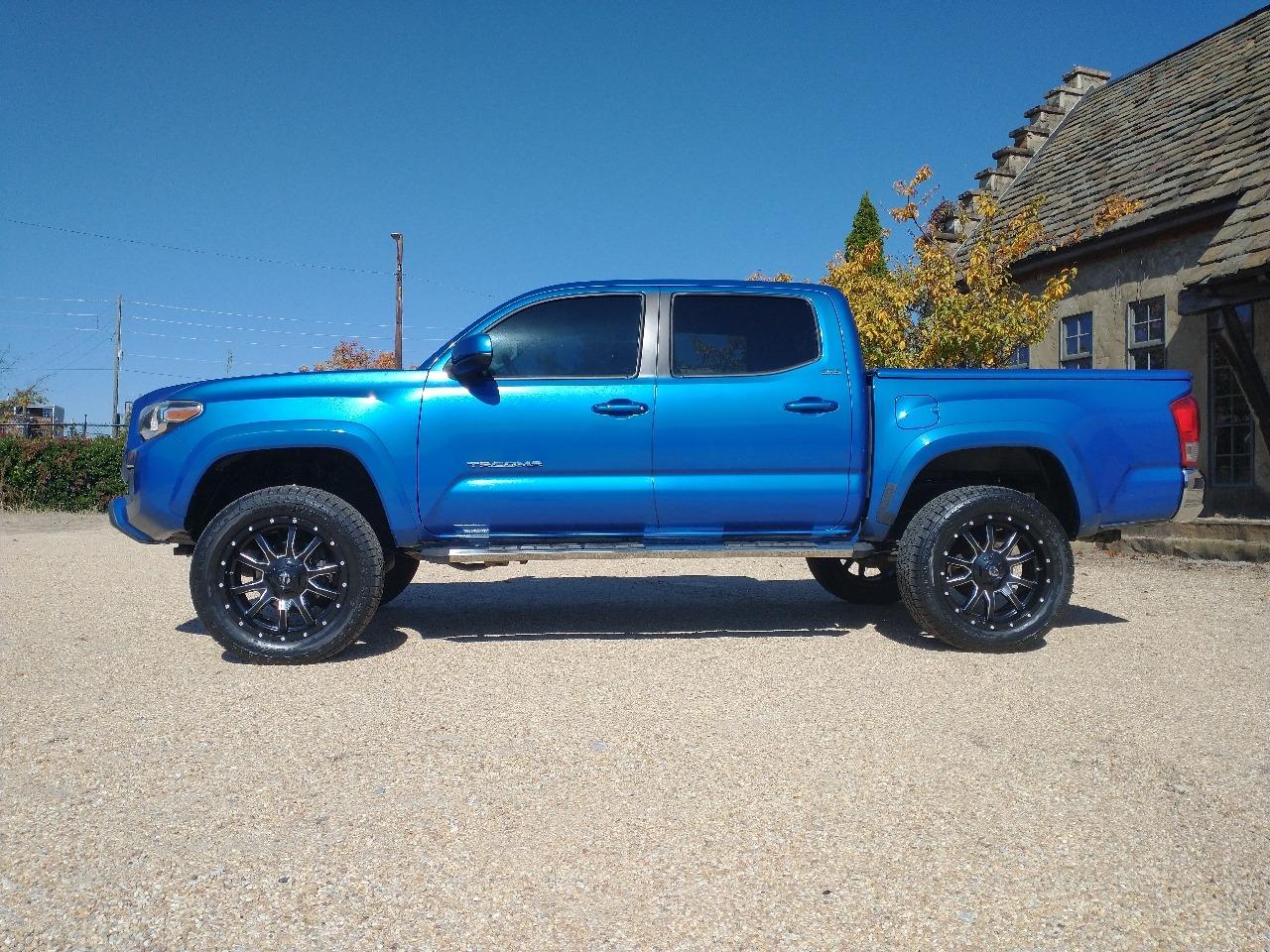 2017 Toyota Tacoma SR5