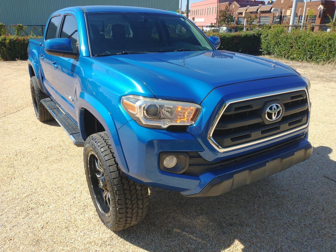 2017 Toyota Tacoma SR5