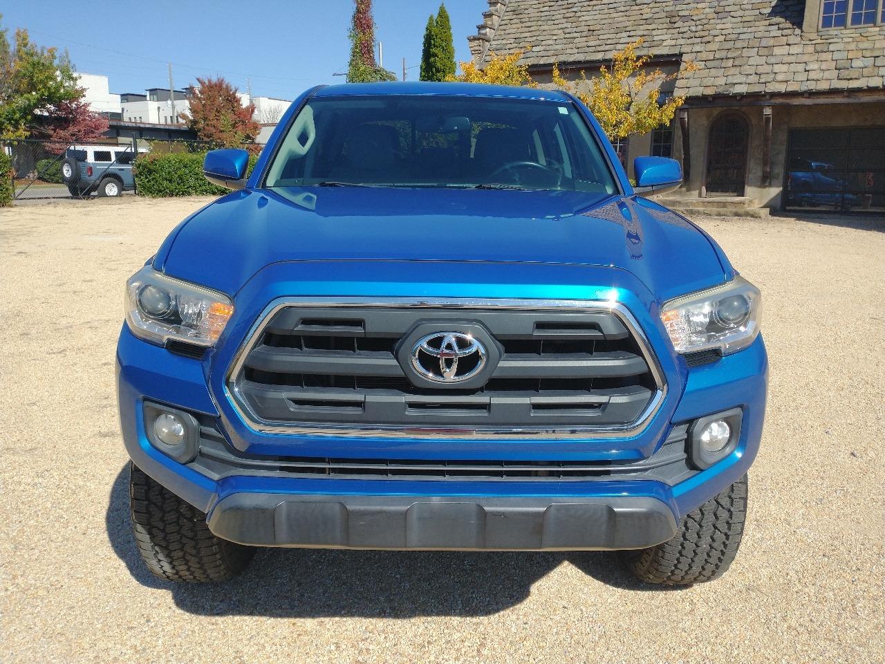 2017 Toyota Tacoma SR5