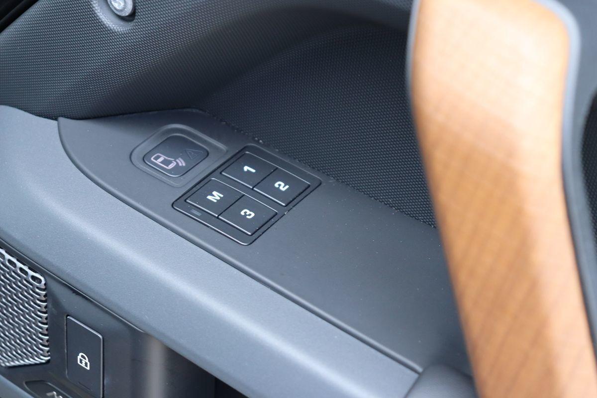 2022 Land Rover Defender 110 X