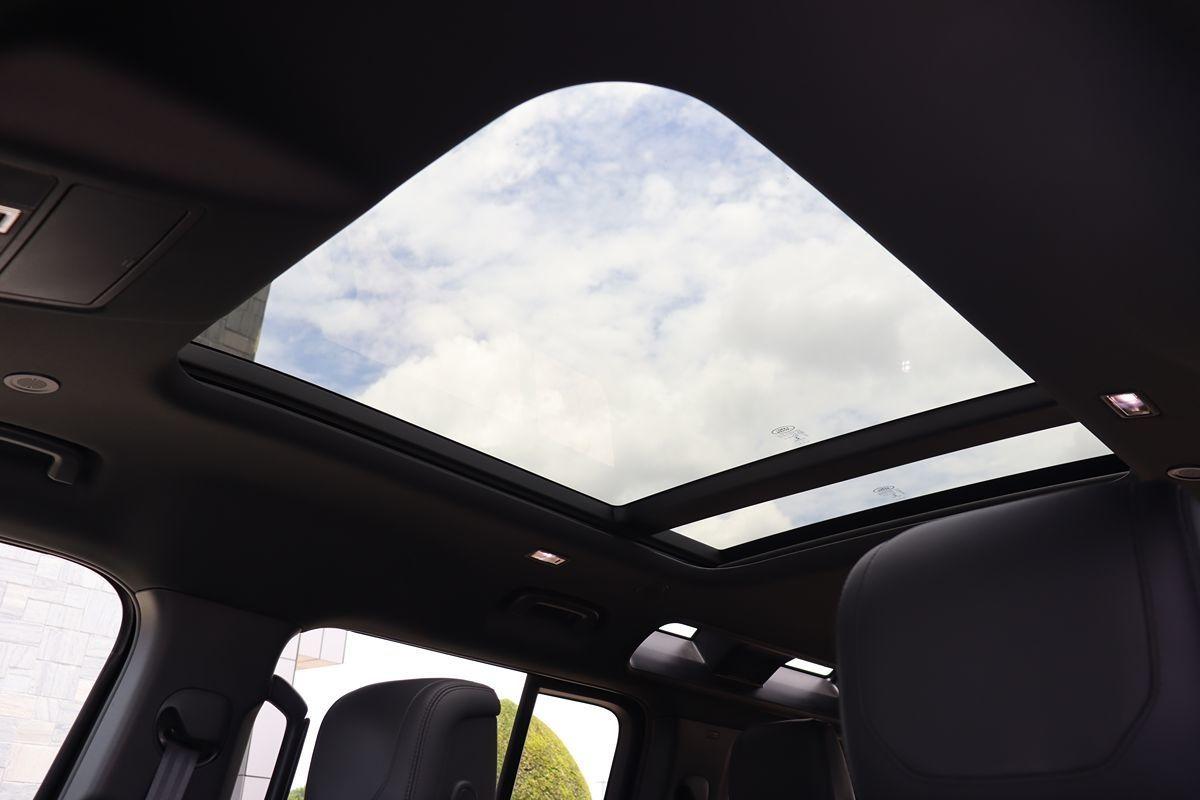 2022 Land Rover Defender 110 X