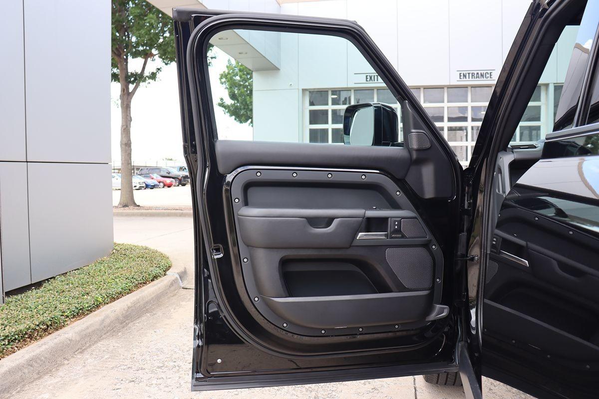 2022 Land Rover Defender 110 X