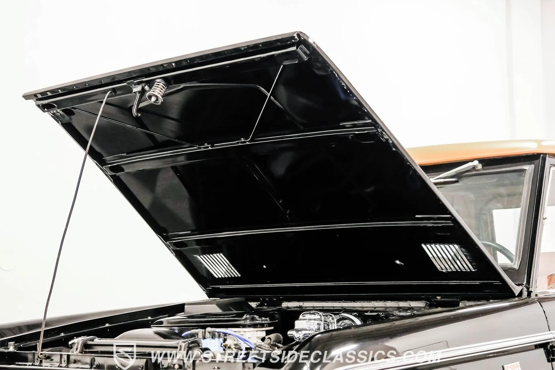 Frame-Off Restored 1972 Ford Bronco