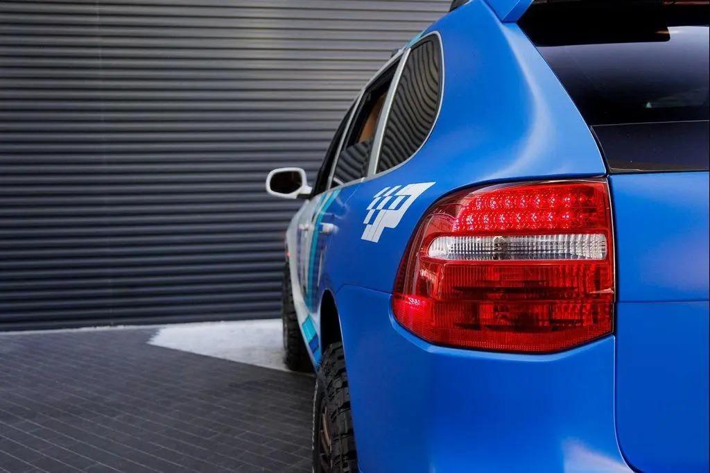 Modified 2008 Porsche Cayenne S