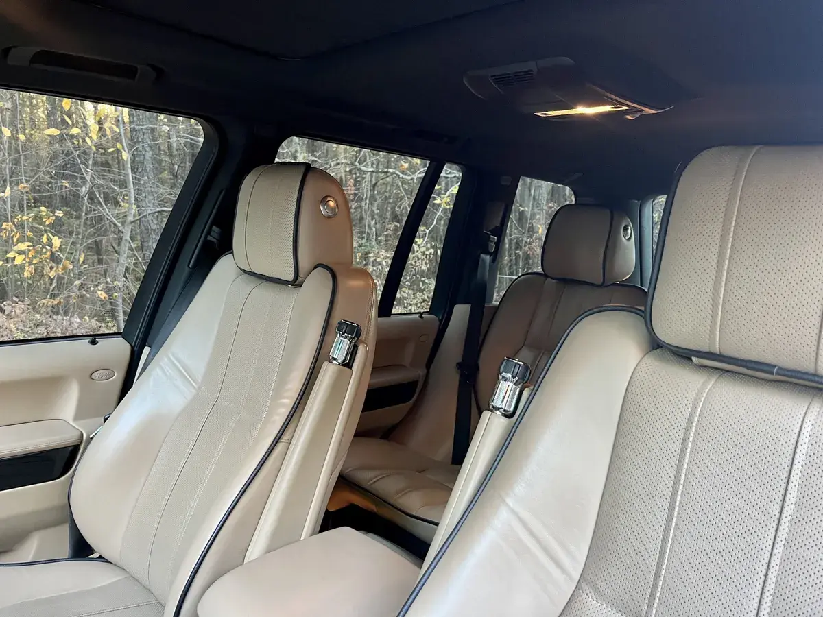 2012 Land Rover Range Rover HSE Lux