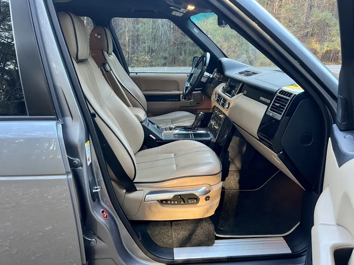 2012 Land Rover Range Rover HSE Lux