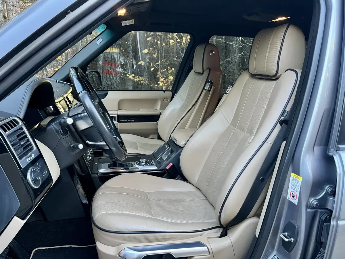 2012 Land Rover Range Rover HSE Lux