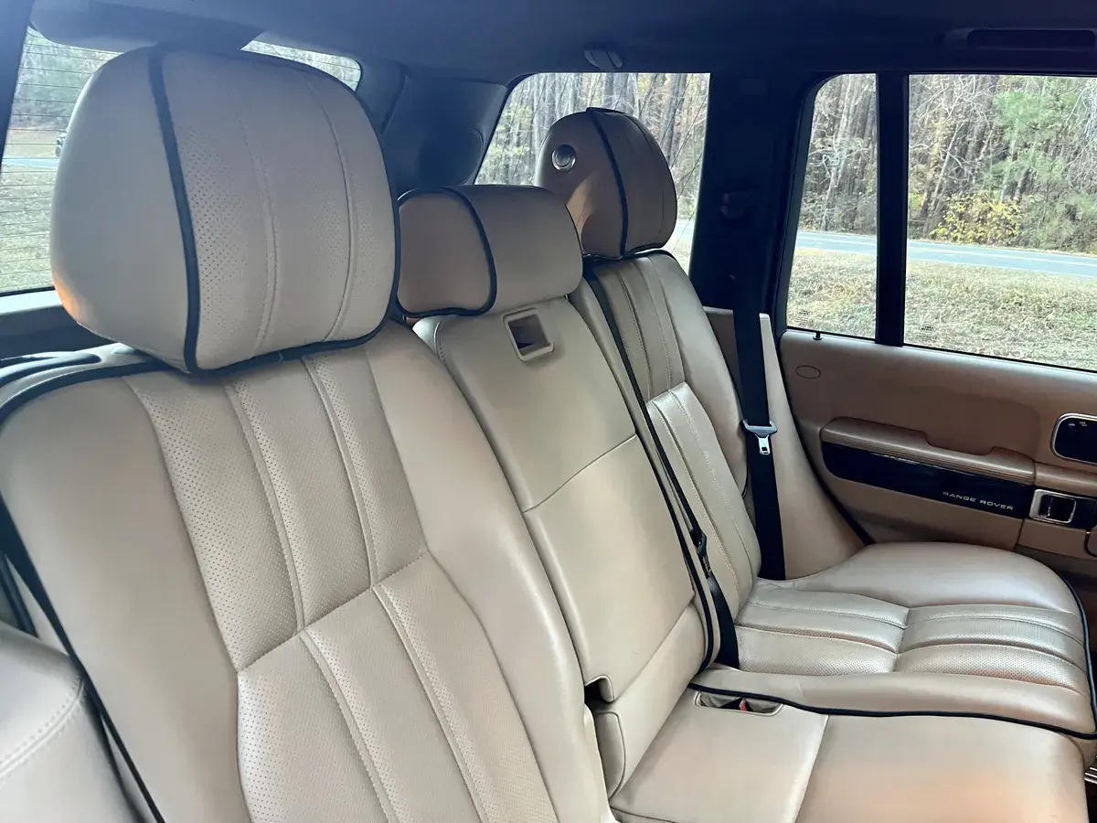 2012 Land Rover Range Rover HSE Lux