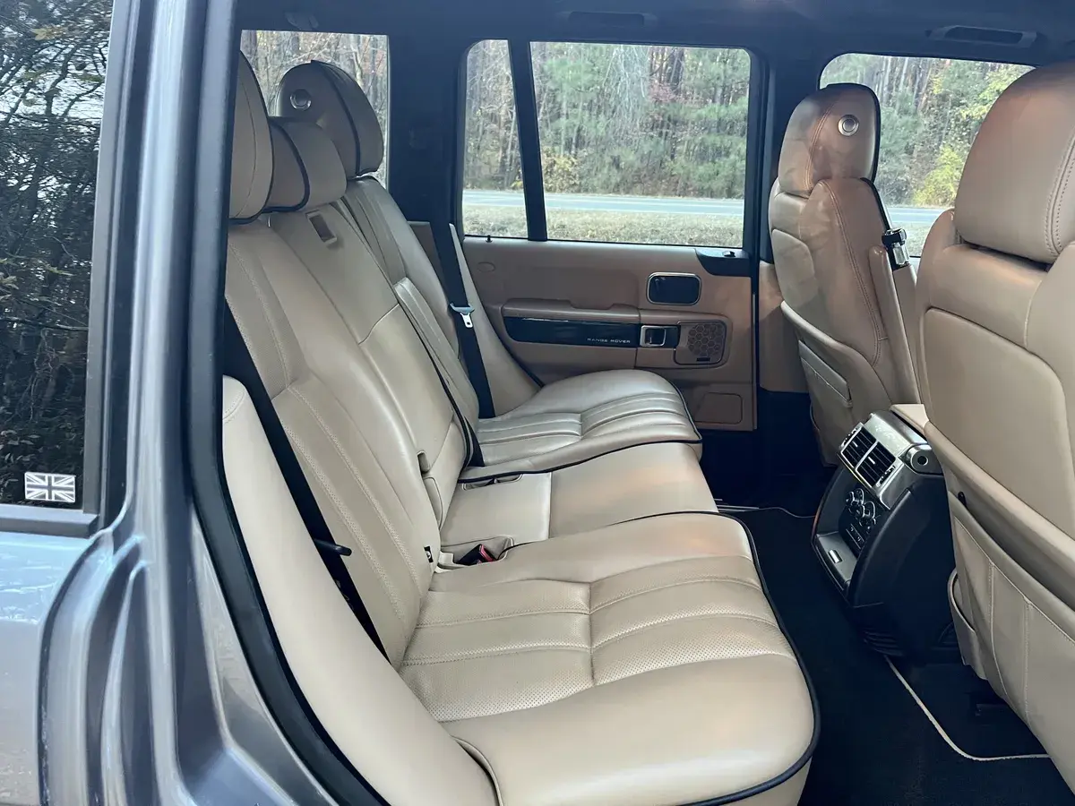 2012 Land Rover Range Rover HSE Lux