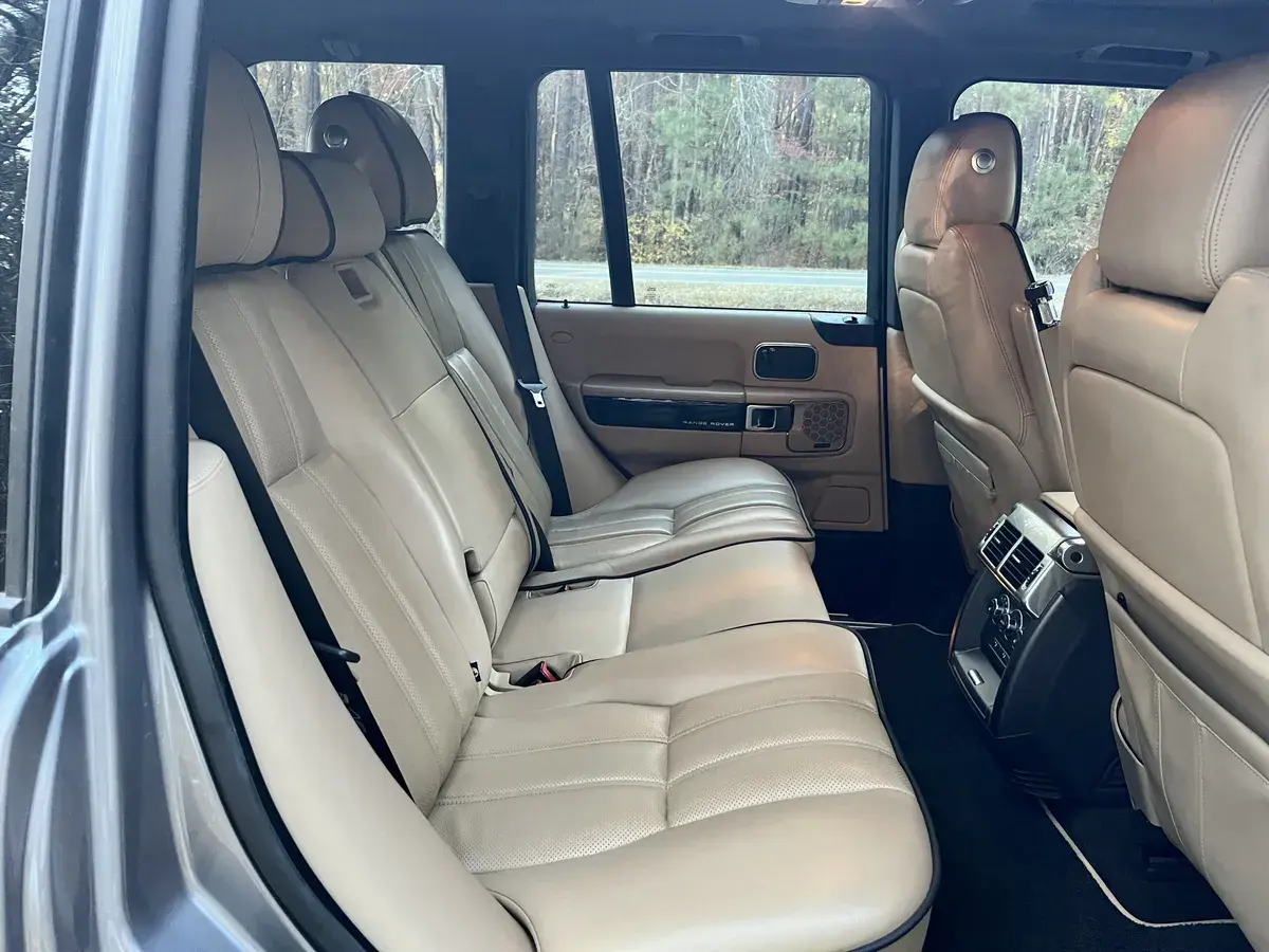 2012 Land Rover Range Rover HSE Lux