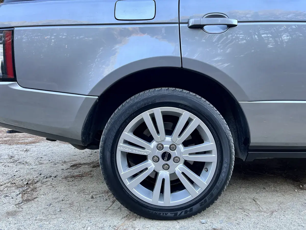 2012 Land Rover Range Rover HSE Lux