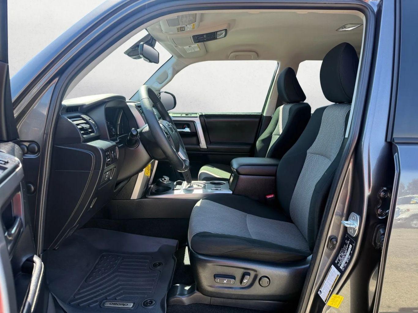 2020 Toyota 4Runner SR5