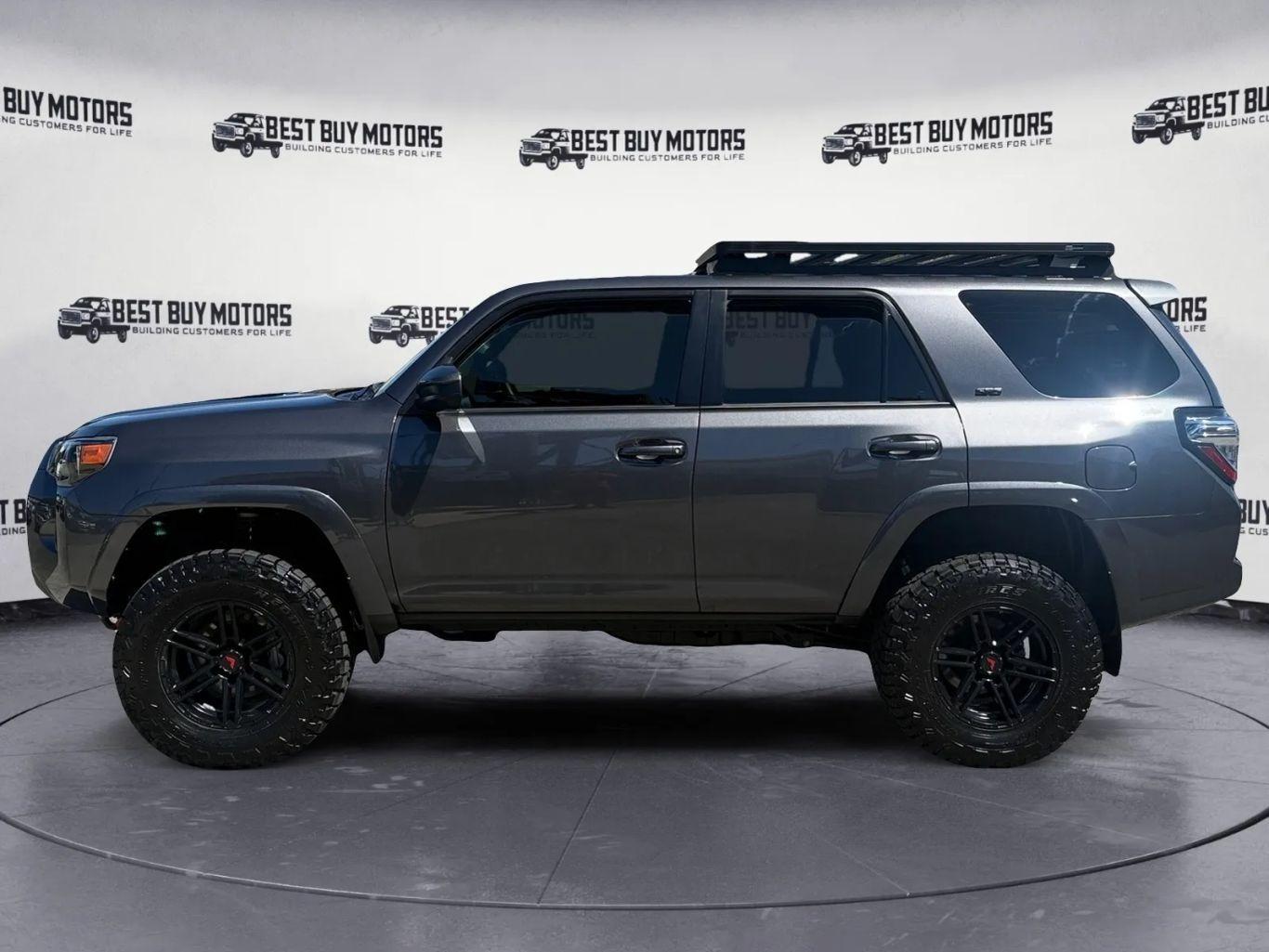 2020 Toyota 4Runner SR5 - 3