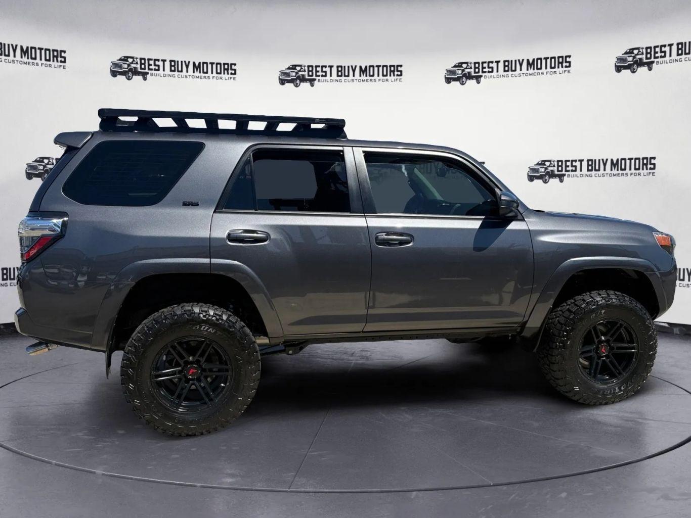 2020 Toyota 4Runner SR5