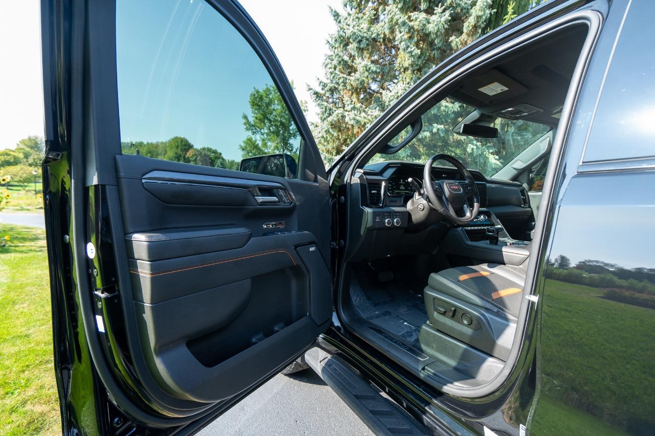 2023 GMC Sierra 1500 AT4