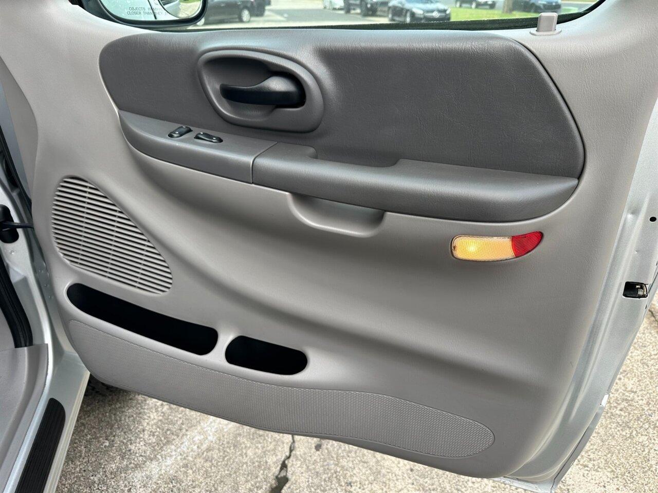 1999 Ford F-150 Lariat