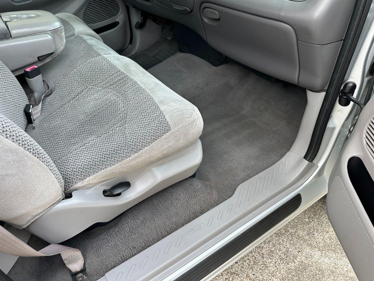 1999 Ford F-150 Lariat