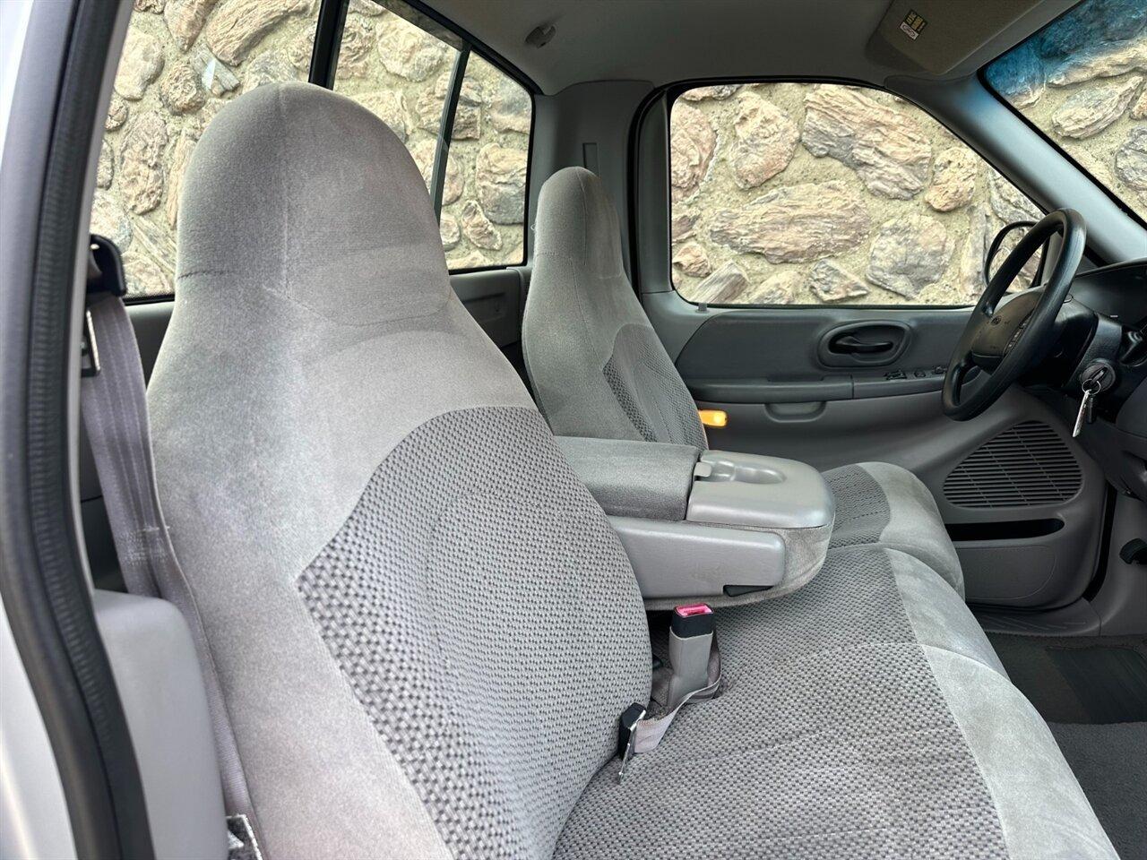 1999 Ford F-150 Lariat