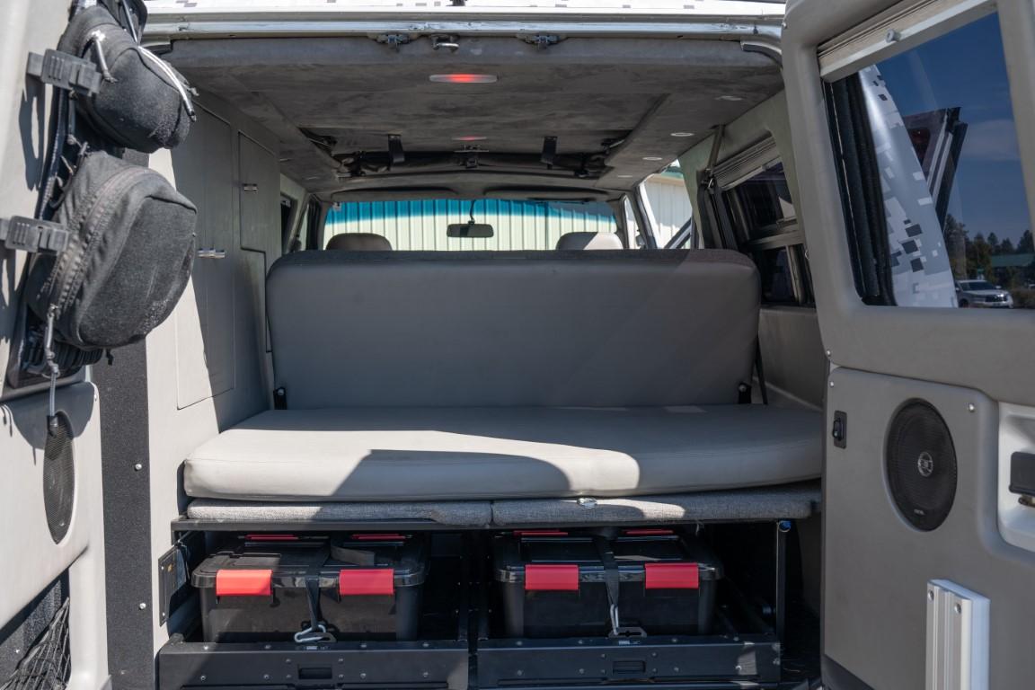 Modified 2002 Ford E-250 Overlander