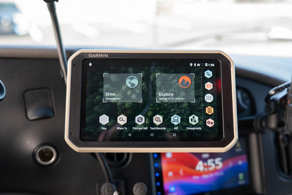 Modified 2002 Ford E-250 Overlander