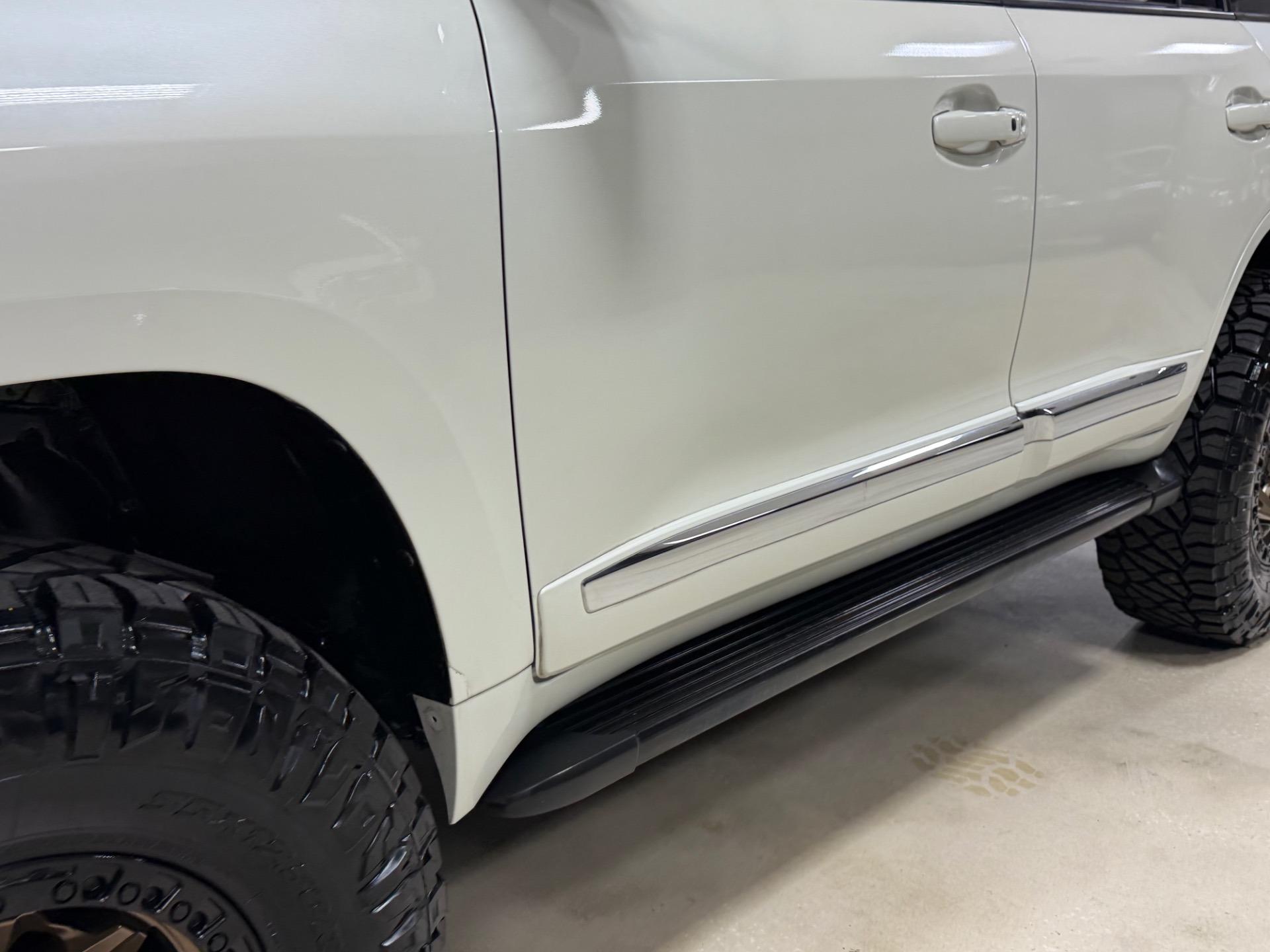 2013 Toyota Land Cruiser