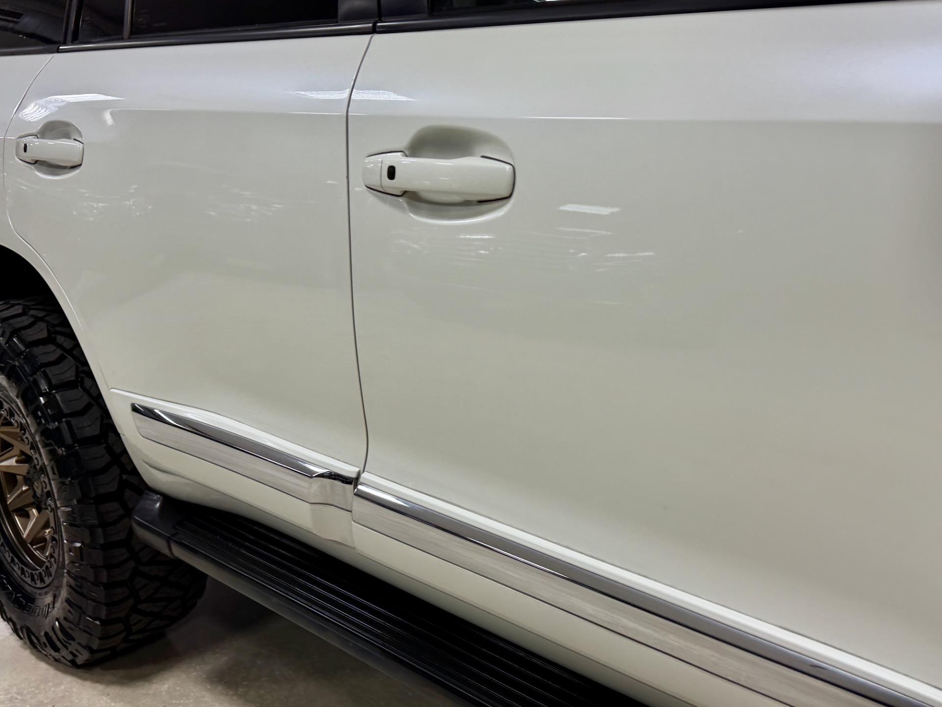 2013 Toyota Land Cruiser