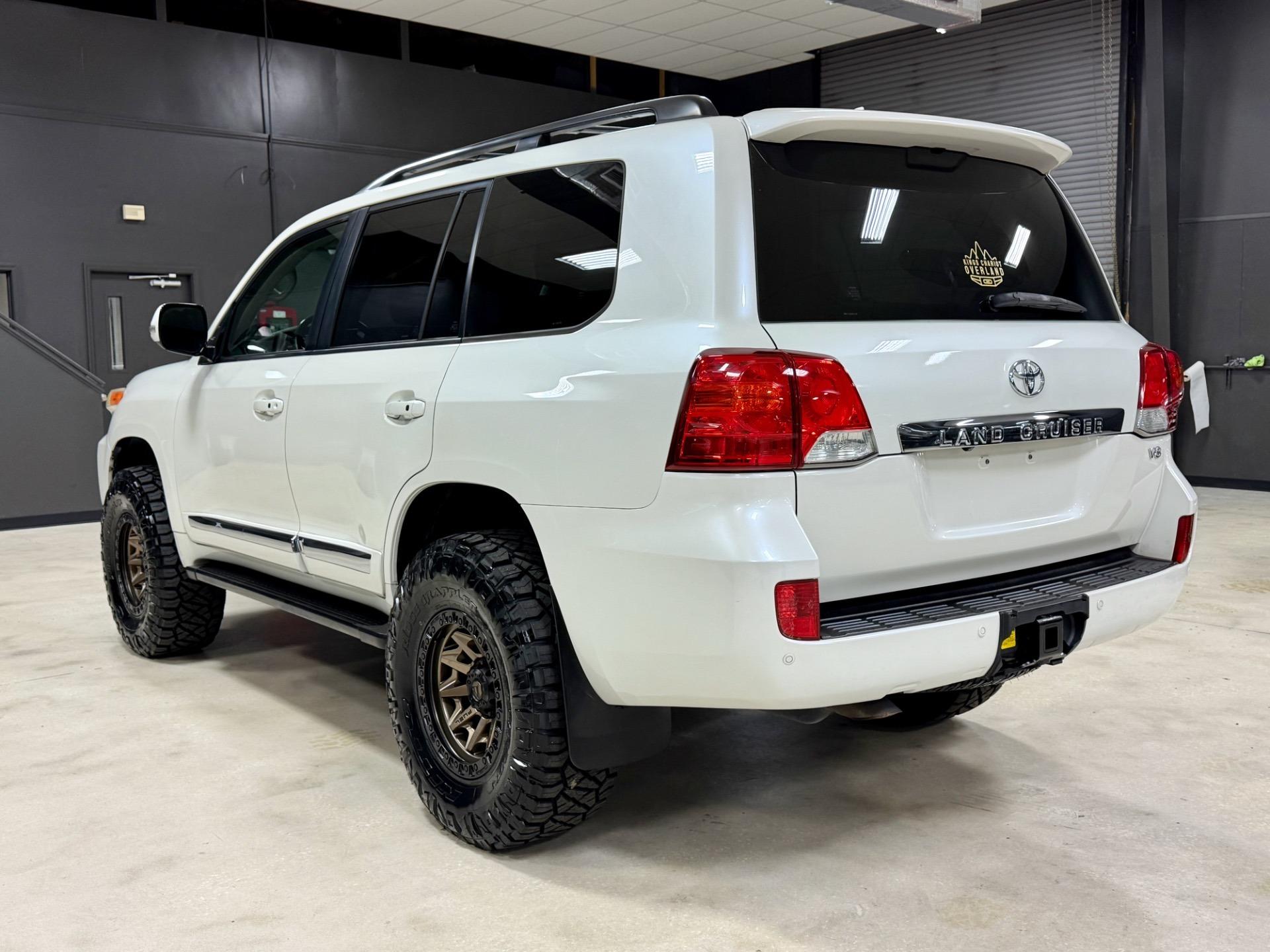 2013 Toyota Land Cruiser